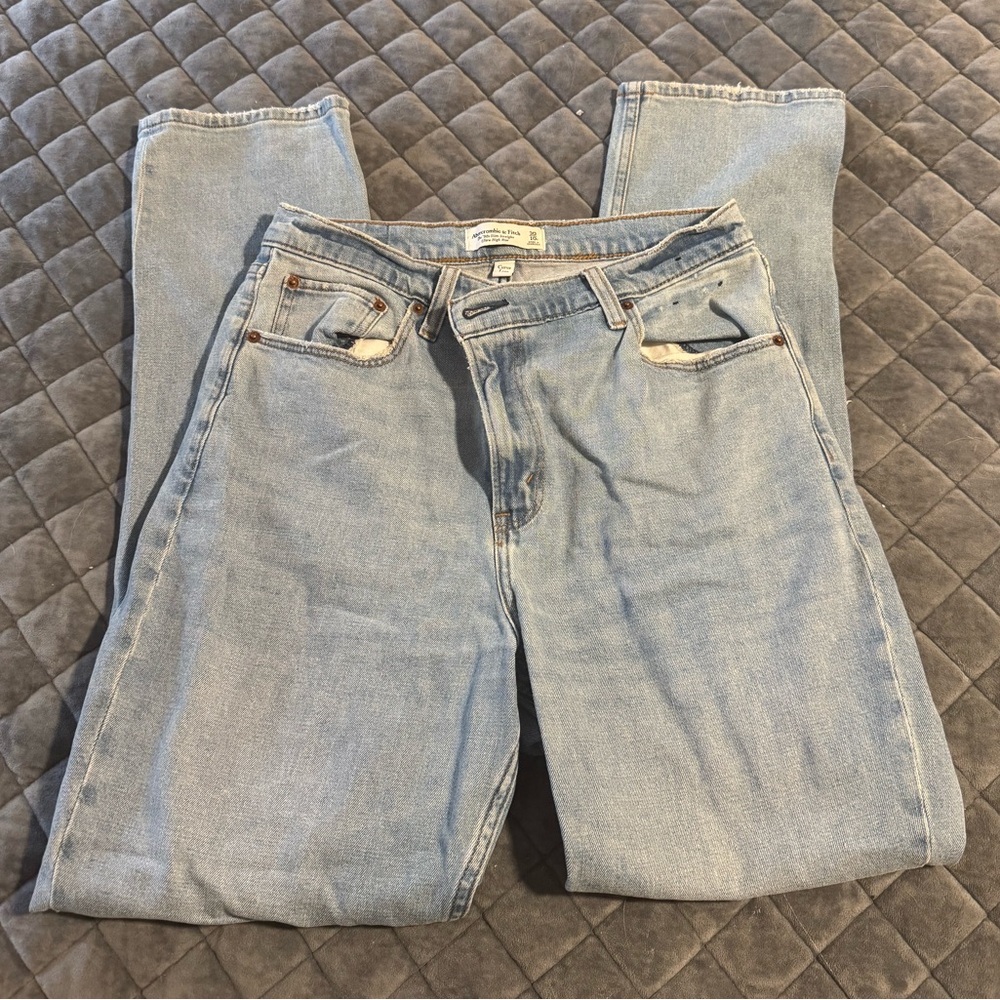90’s straight jean from Abercrombie